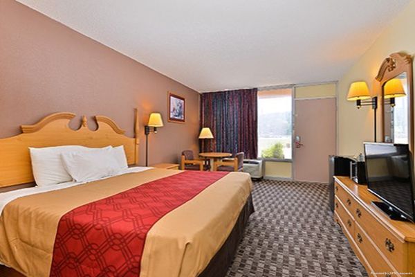 Hotel Econo Lodge Cave City